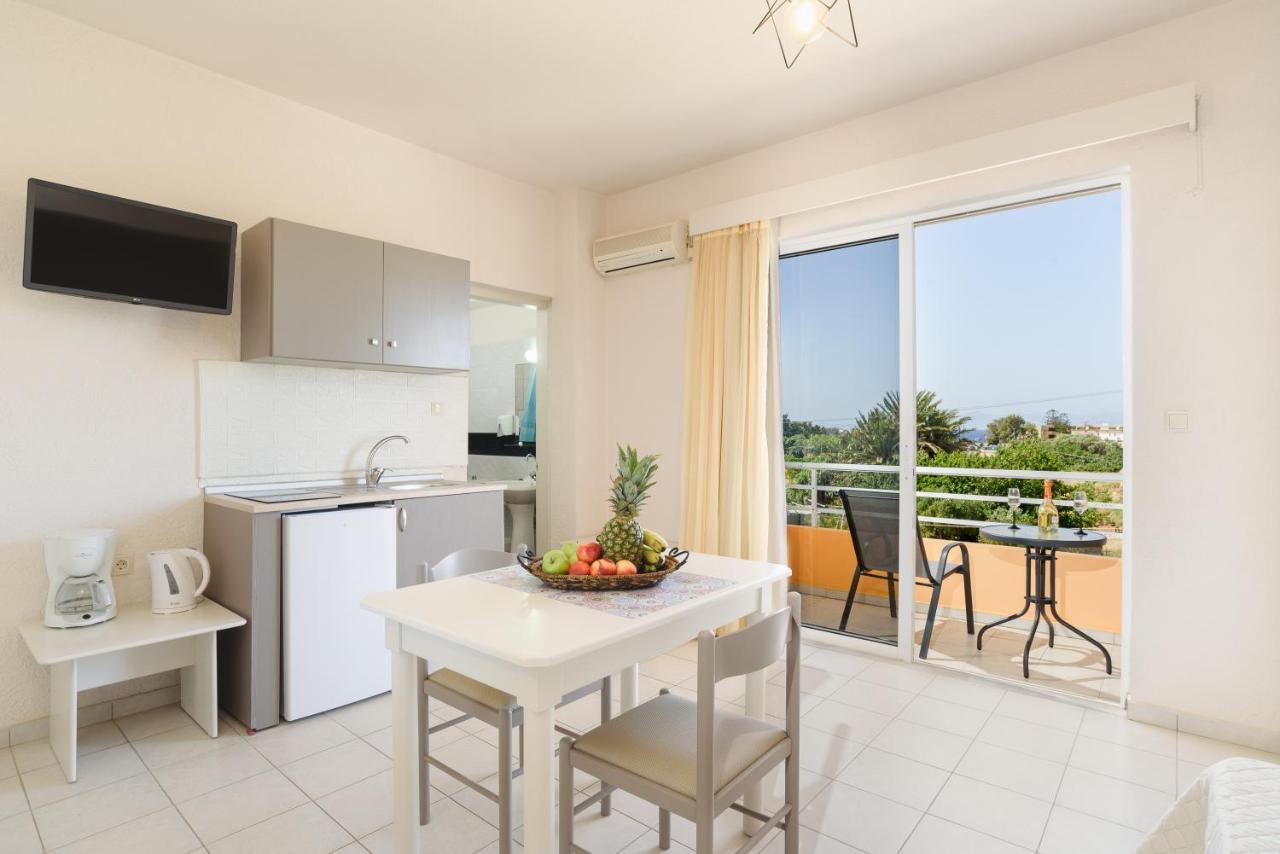 Eugenia Studios & Apartments Ialysos  Extérieur photo