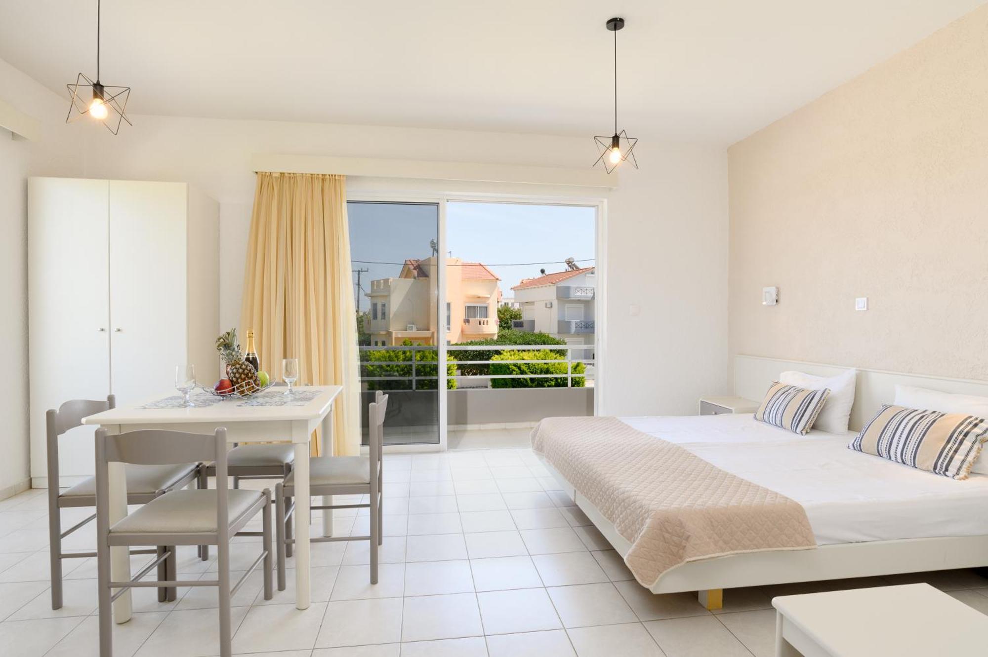 Eugenia Studios & Apartments Ialysos  Extérieur photo