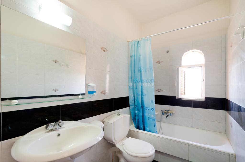 Eugenia Studios & Apartments Ialysos  Chambre photo